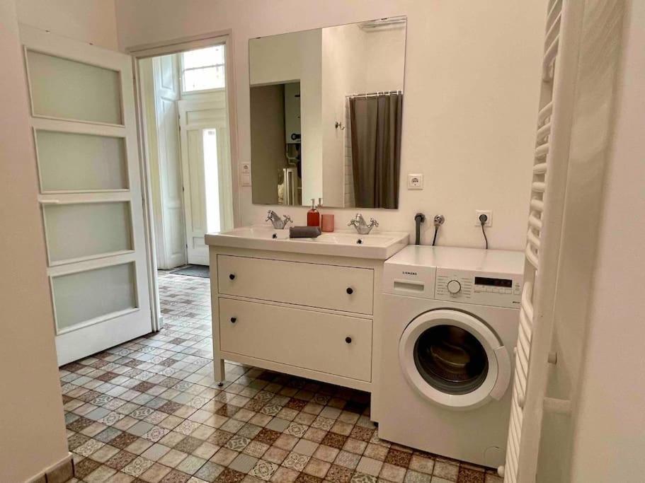 Knezits Spacious Ac Terrace Free Parking Budapeşte Dış mekan fotoğraf